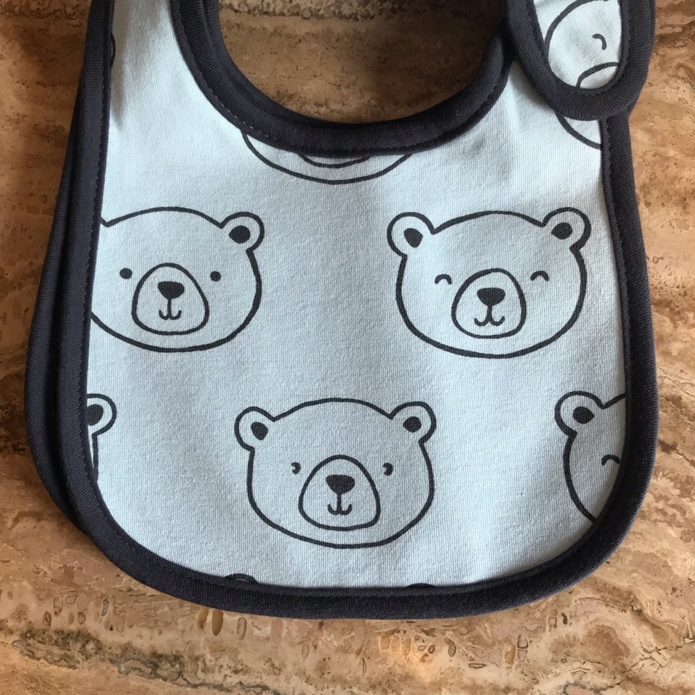 Carter’s Little Baby Basics 4 pack Bibs - Picture 6 of 7
